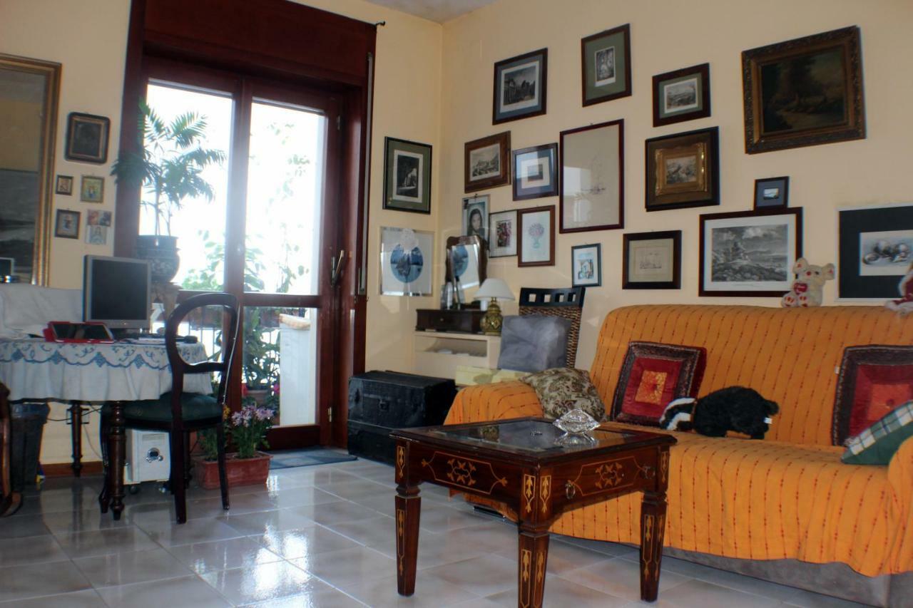 B&B Lili Σαλέρνο Εξωτερικό φωτογραφία