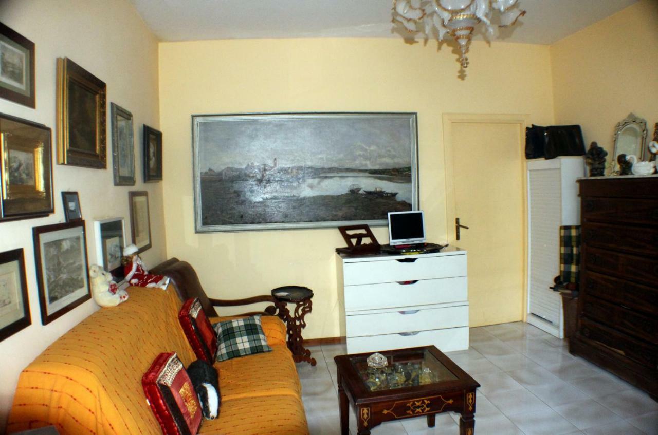 B&B Lili Σαλέρνο Εξωτερικό φωτογραφία