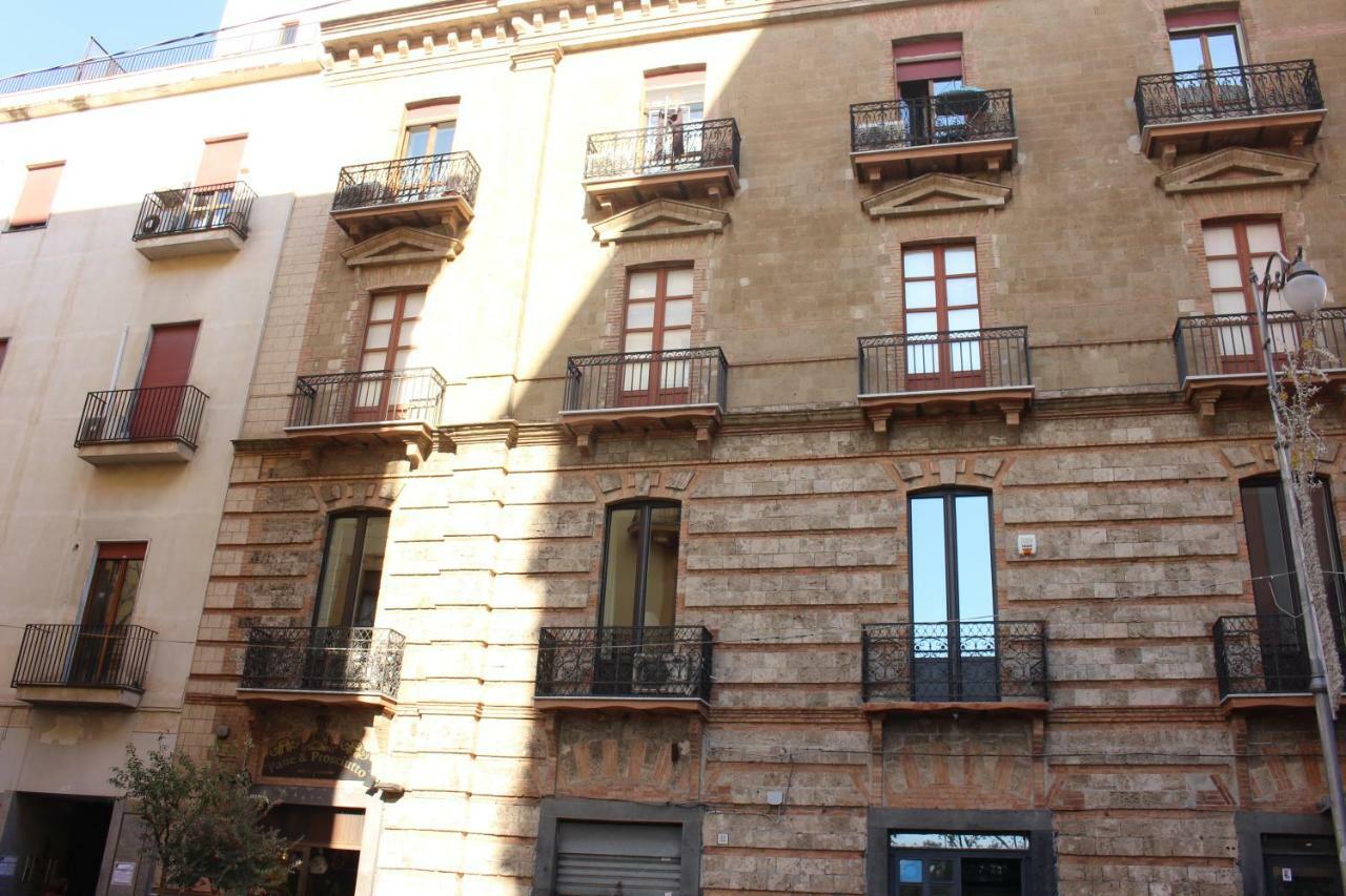 B&B Lili Σαλέρνο Εξωτερικό φωτογραφία
